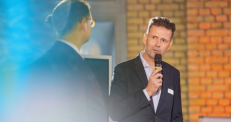Bereichsleiter Entwicklung Billing & Customer Solutions Dr. Steffen Jung als Speaker