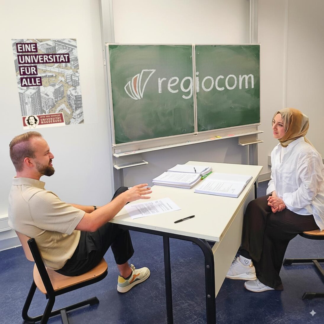 Bewerbungsgespräche trainieren: regiocom bei der Summer School der OvGU
