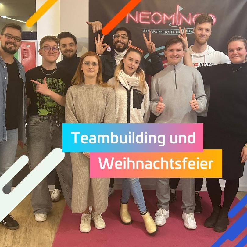 Gruppenbild bei der Weihnachtsfeier